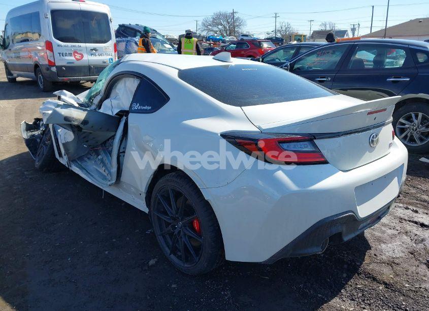 Photo 3 of 2025 Toyota Gr86 PREMIUM (VIN JF1ZNBE12S9752602)