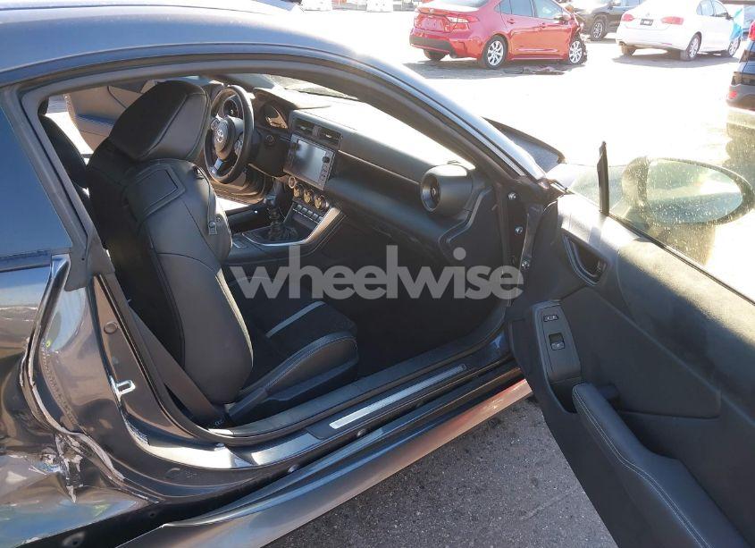 Photo 5 of 2023 Toyota Gr86 PREMIUM (VIN JF1ZNBE13P9754091)