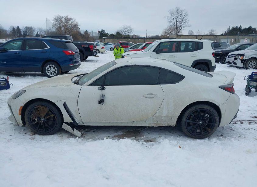 Photo 14 of 2024 Toyota Gr86 PREMIUM (VIN JF1ZNBE14R8753136)