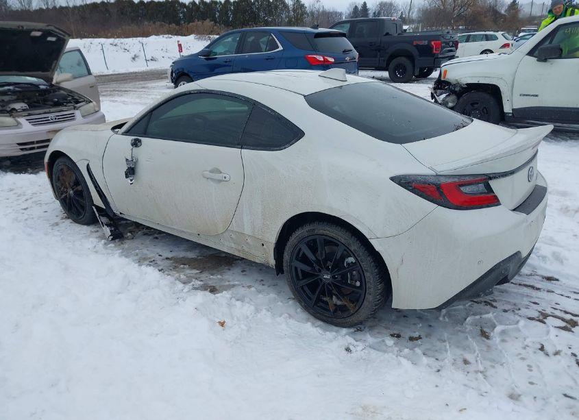 Photo 3 of 2024 Toyota Gr86 PREMIUM (VIN JF1ZNBE14R8753136)