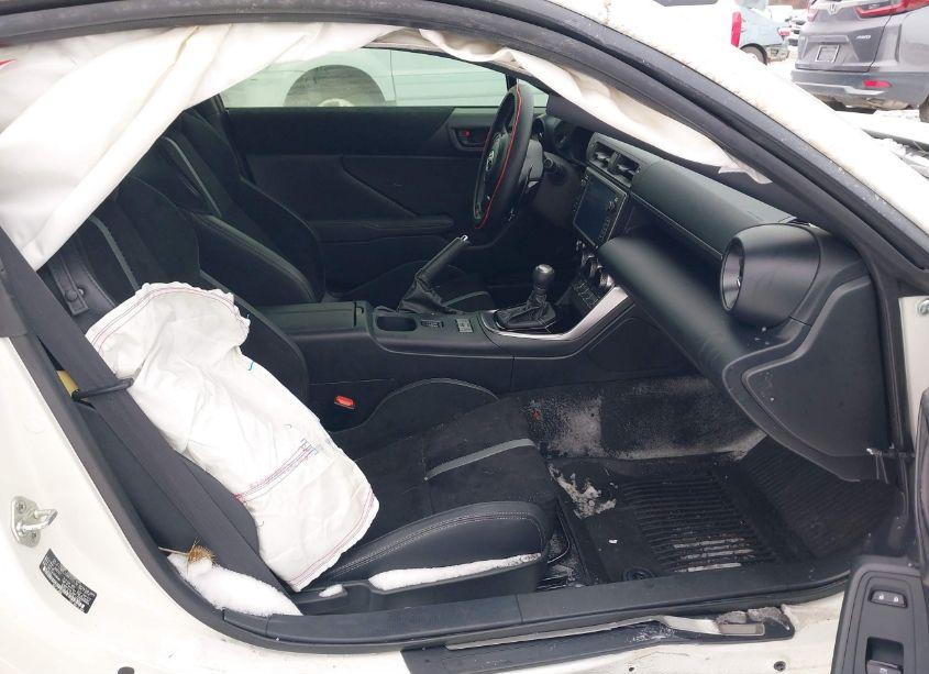 Photo 5 of 2024 Toyota Gr86 PREMIUM (VIN JF1ZNBE14R8753136)