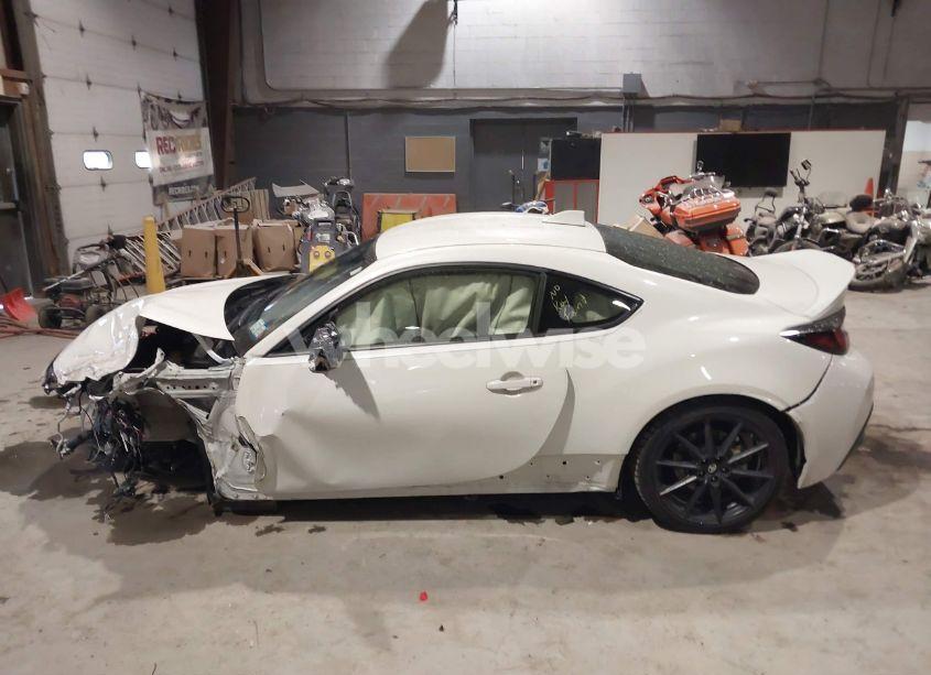 Photo 13 of 2024 Toyota Gr86 PREMIUM (VIN JF1ZNBE16R8757964)