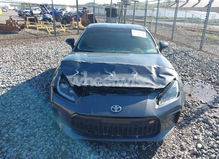 Photo 12 of 2024 Toyota Gr86 PREMIUM (VIN JF1ZNBE16R9754394)