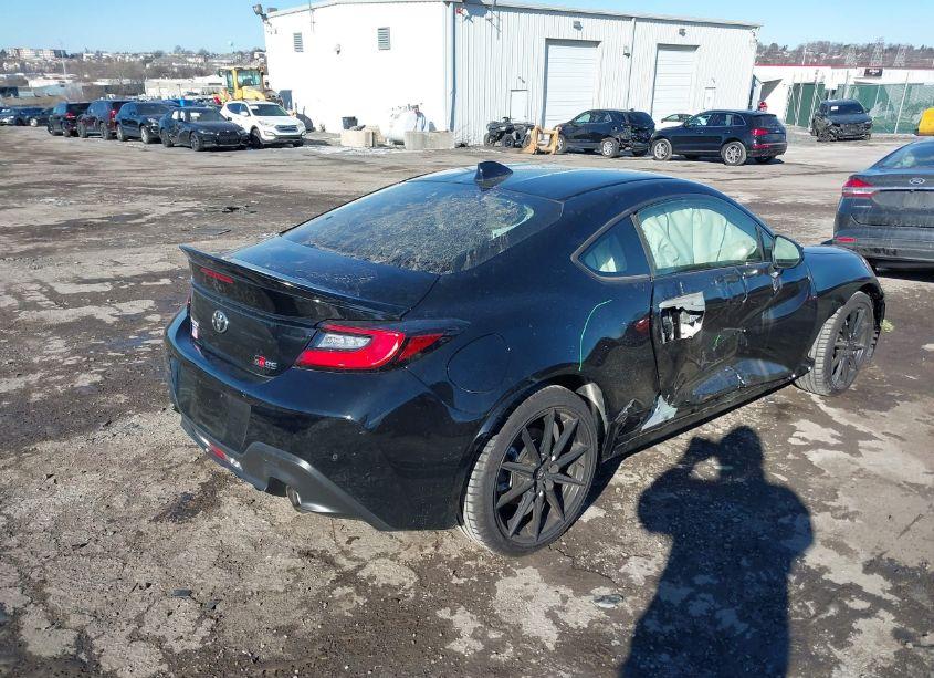 Photo 4 of 2024 Toyota Gr86 PREMIUM (VIN JF1ZNBE18R8752426)