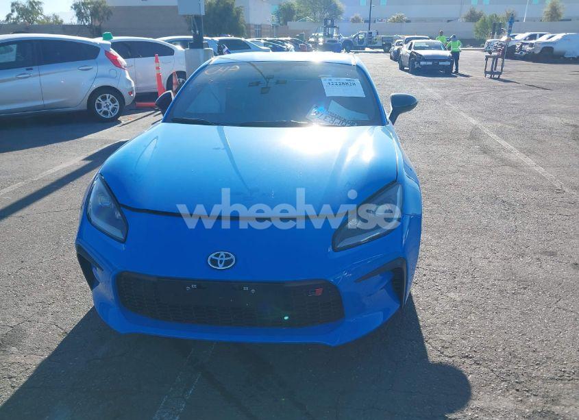 Photo 12 of 2024 Toyota Gr86 PREMIUM (VIN JF1ZNBE19R8757439)