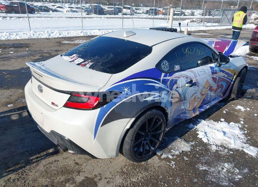 Photo 4 of 2022 Toyota Gr86 PREMIUM (VIN JF1ZNBE1XN9750651)