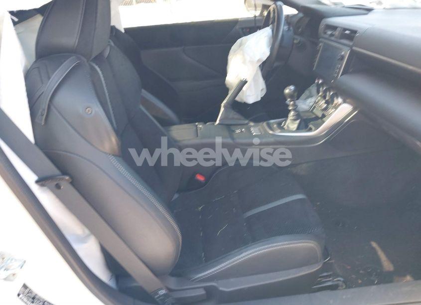 Photo 5 of 2022 Toyota Gr86 PREMIUM (VIN JF1ZNBE1XN9750651)