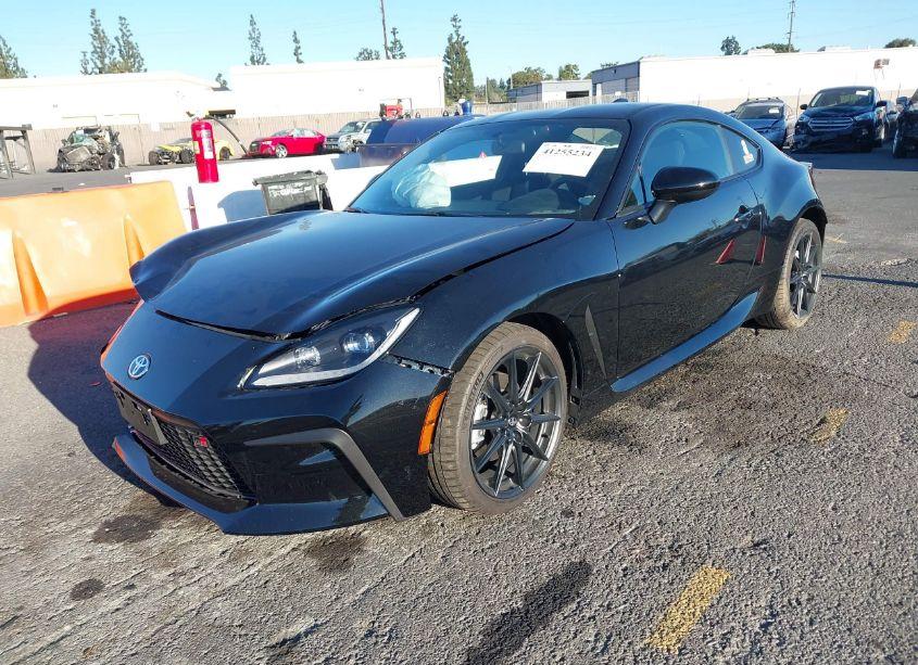 Photo 2 of 2024 Toyota Gr86 PREMIUM (VIN JF1ZNBE1XR8760799)