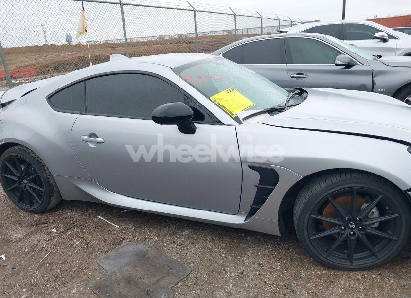 Photo 13 of 2022 Toyota Gr86 PREMIUM (VIN JF1ZNBF18N8752905)