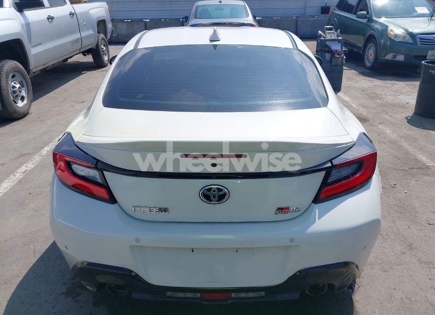 Photo 16 of 2022 Toyota Gr86 PREMIUM (VIN JF1ZNBF1XN8750721)