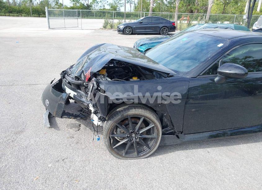 Photo 6 of 2022 Toyota Gr86 PREMIUM (VIN JF1ZNBF1XN8754980)