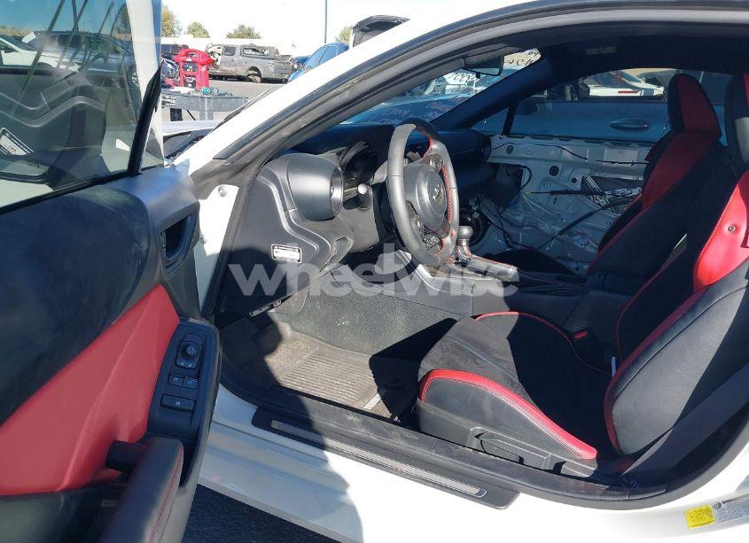 Photo 5 of 2024 Toyota Gr86 TRUENO EDITION (VIN JF1ZNBM13R8752867)