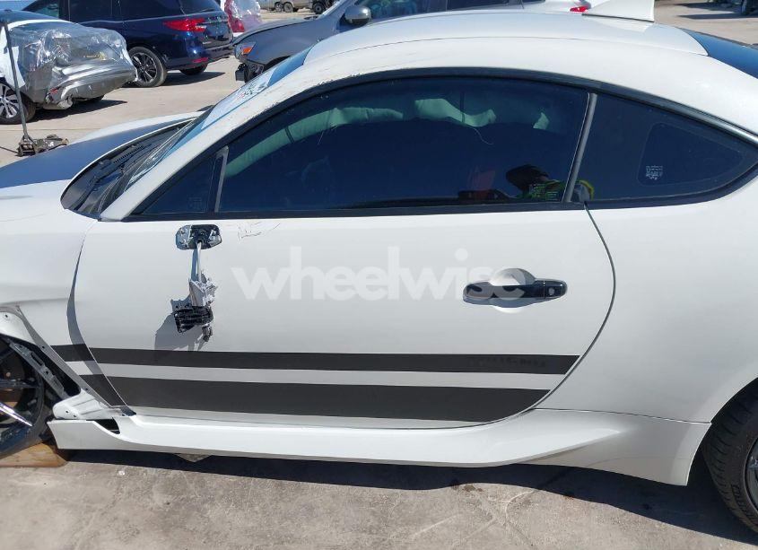 Photo 14 of 2024 Toyota Gr86 TRUENO EDITION (VIN JF1ZNBM19R8750279)