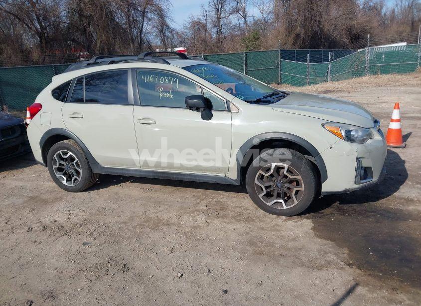 Photo 13 of 2017 Subaru Crosstrek 2.0I (VIN JF2GPAAC8HG271241)