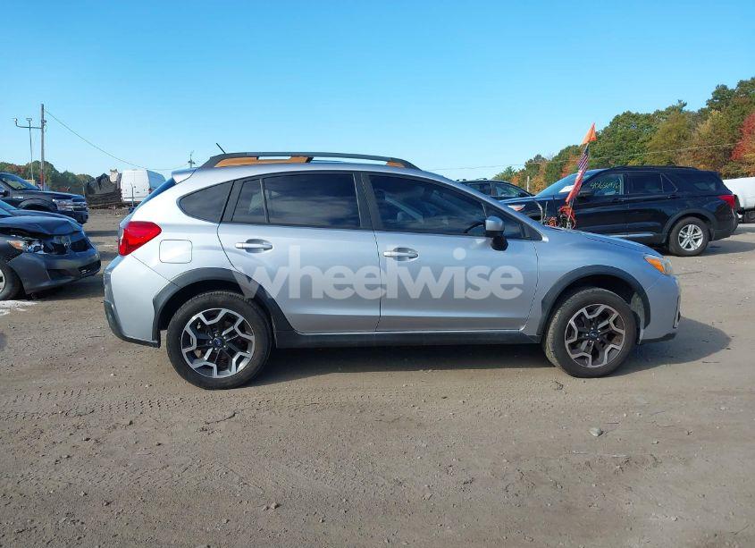 Photo 13 of 2017 Subaru Crosstrek 2.0I PREMIUM (VIN JF2GPABC1H8214422)