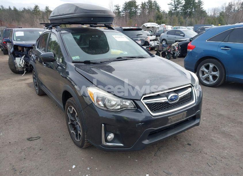 2017 Subaru Crosstrek 2.0I PREMIUM (VIN JF2GPABCXH8226262) main photo