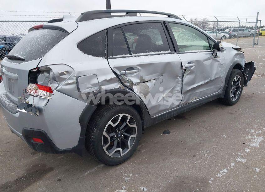 Photo 4 of 2016 Subaru Crosstrek 2.0I LIMITED (VIN JF2GPALCXG8231426)