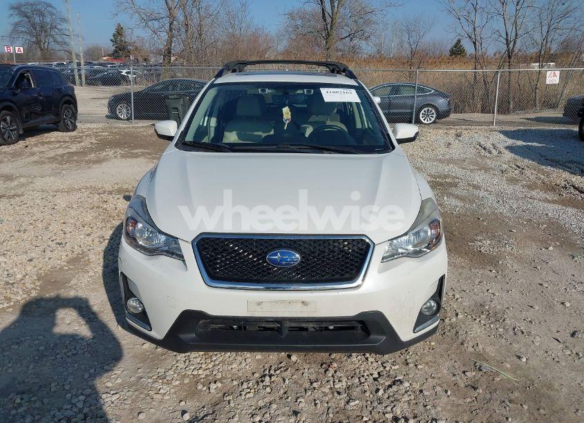 Photo 12 of 2017 Subaru Crosstrek 2.0I LIMITED (VIN JF2GPANC9HH232288)