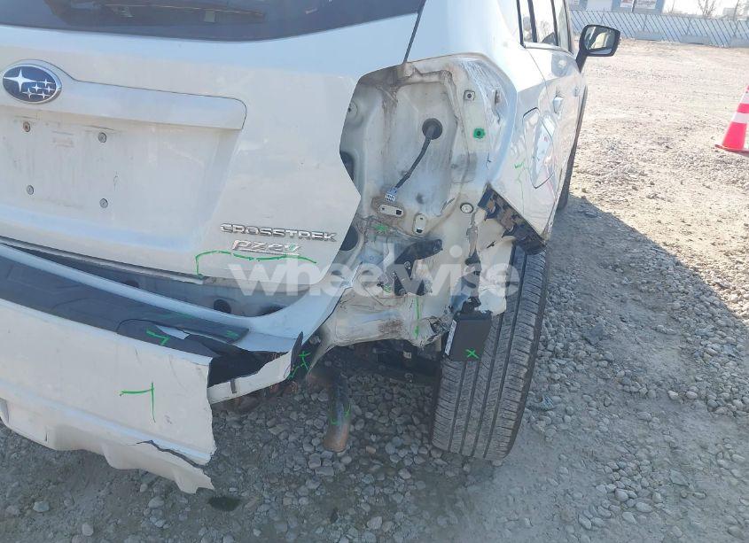 Photo 6 of 2017 Subaru Crosstrek 2.0I LIMITED (VIN JF2GPANC9HH232288)