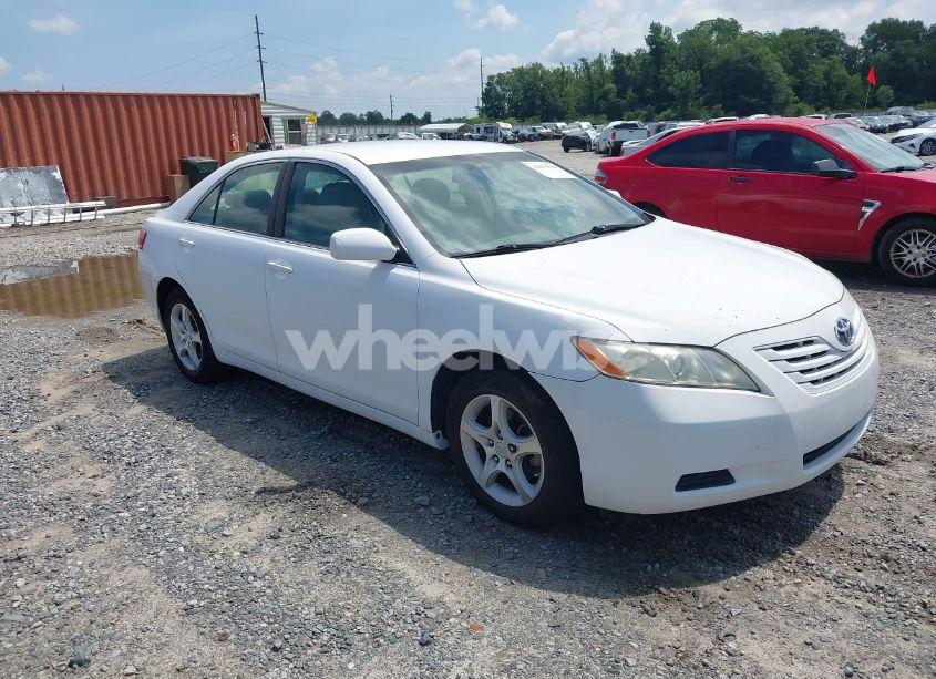 2007 Toyota Camry LE (VIN JF2GPASC8FH******) main photo
