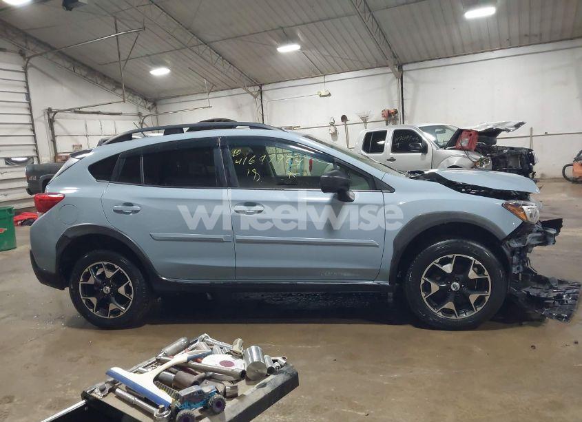 Photo 13 of 2018 Subaru Crosstrek 2.0I (VIN JF2GTAAC0JH203706)