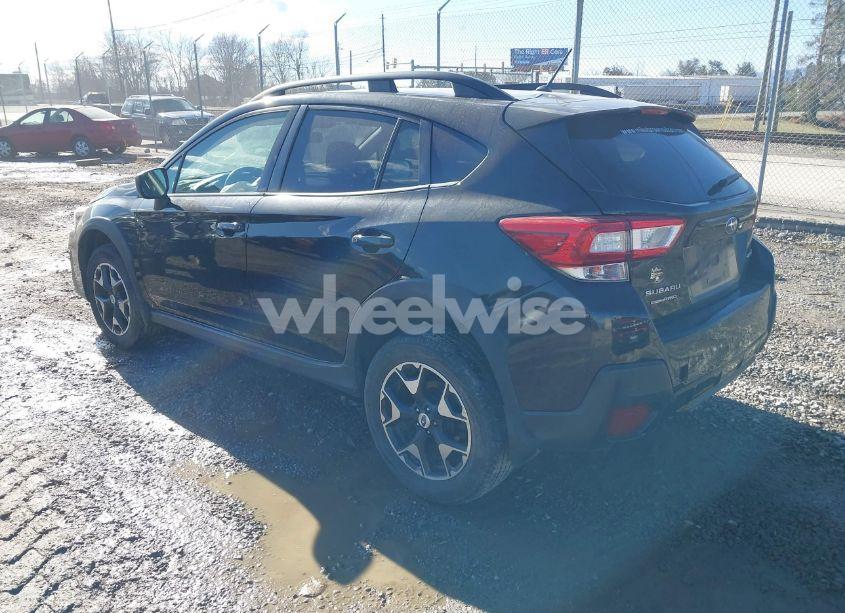 Photo 3 of 2018 Subaru Crosstrek 2.0I (VIN JF2GTAAC1JH208185)