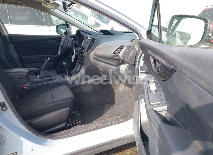 Photo 5 of 2019 Subaru Crosstrek 2.0I (VIN JF2GTAAC1KG283881)