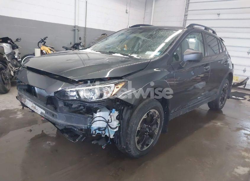 Photo 2 of 2021 Subaru Crosstrek (VIN JF2GTAAC4M9266905)