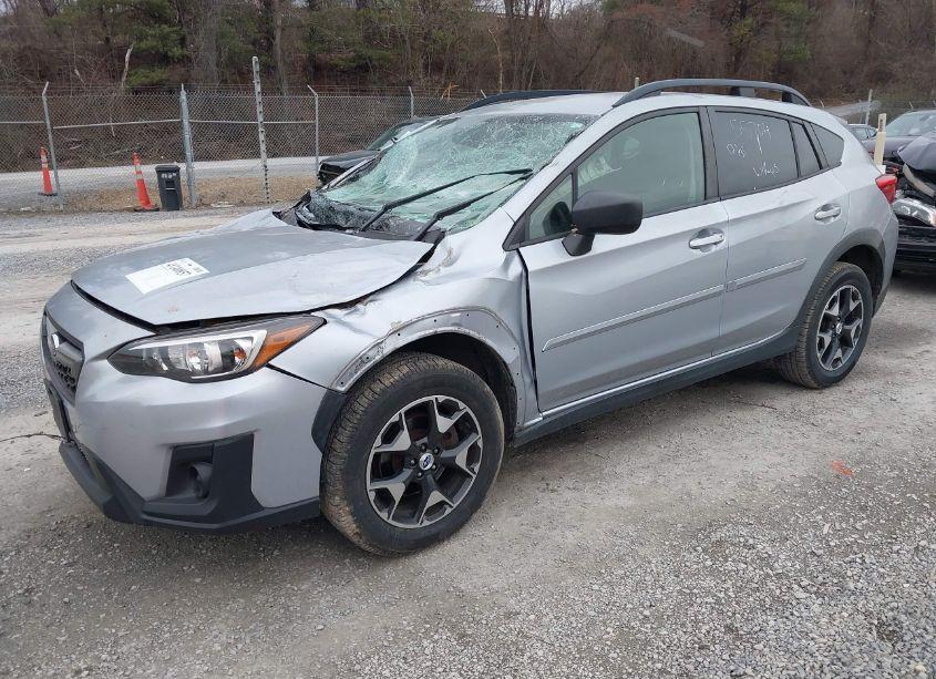 Photo 2 of 2018 Subaru Crosstrek 2.0I (VIN JF2GTAACXJH318040)