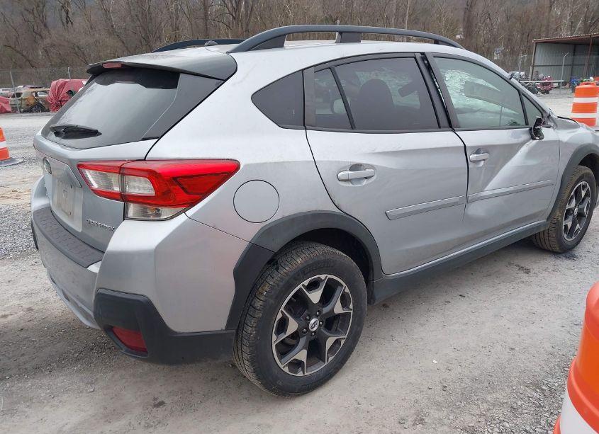 Photo 4 of 2018 Subaru Crosstrek 2.0I (VIN JF2GTAACXJH318040)