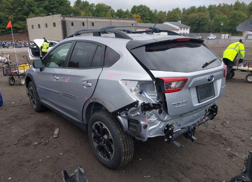 Photo 3 of 2022 Subaru Crosstrek (VIN JF2GTABC1N8250537)