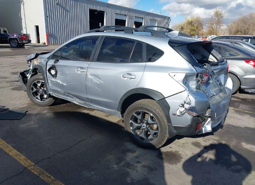 Photo 3 of 2018 Subaru Crosstrek 2.0I PREMIUM (VIN JF2GTABC2JH335509)