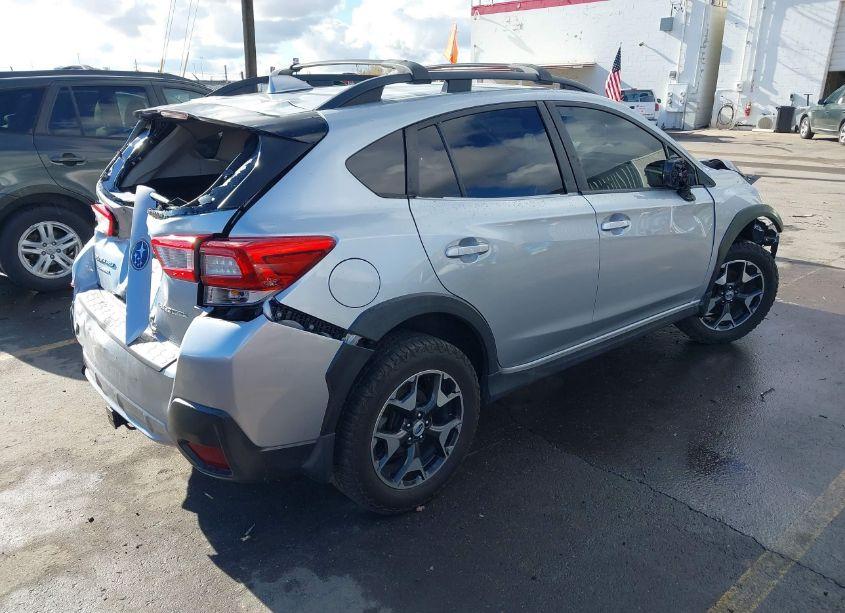 Photo 4 of 2018 Subaru Crosstrek 2.0I PREMIUM (VIN JF2GTABC2JH335509)
