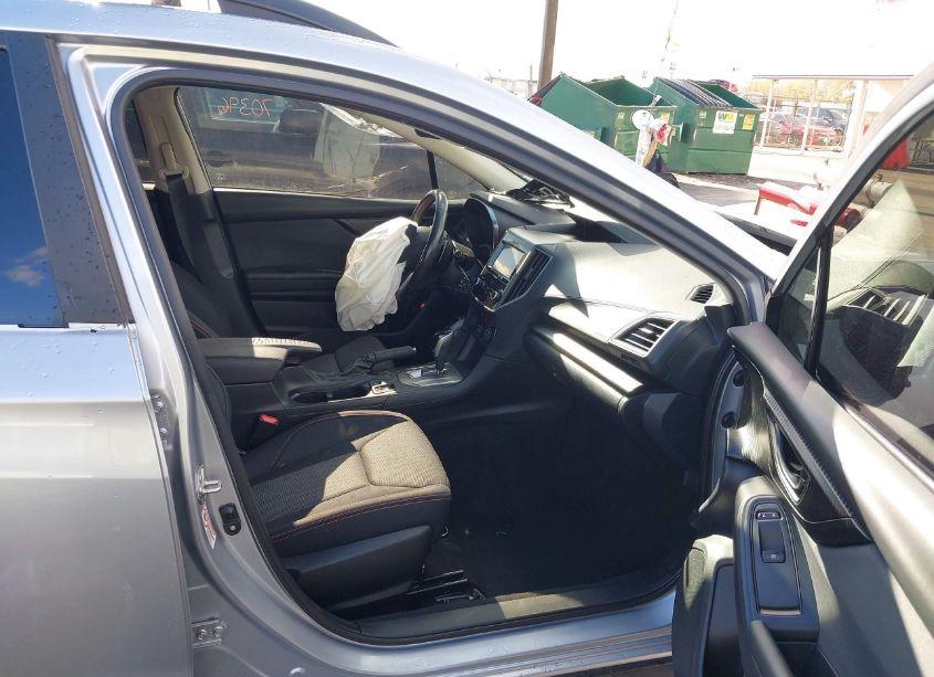 Photo 5 of 2018 Subaru Crosstrek 2.0I PREMIUM (VIN JF2GTABC2JH335509)