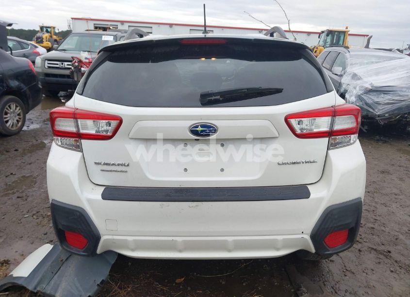 Photo 16 of 2019 Subaru Crosstrek 2.0I (VIN JF2GTABC3KH381772)