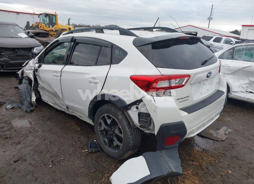 Photo 3 of 2019 Subaru Crosstrek 2.0I (VIN JF2GTABC3KH381772)