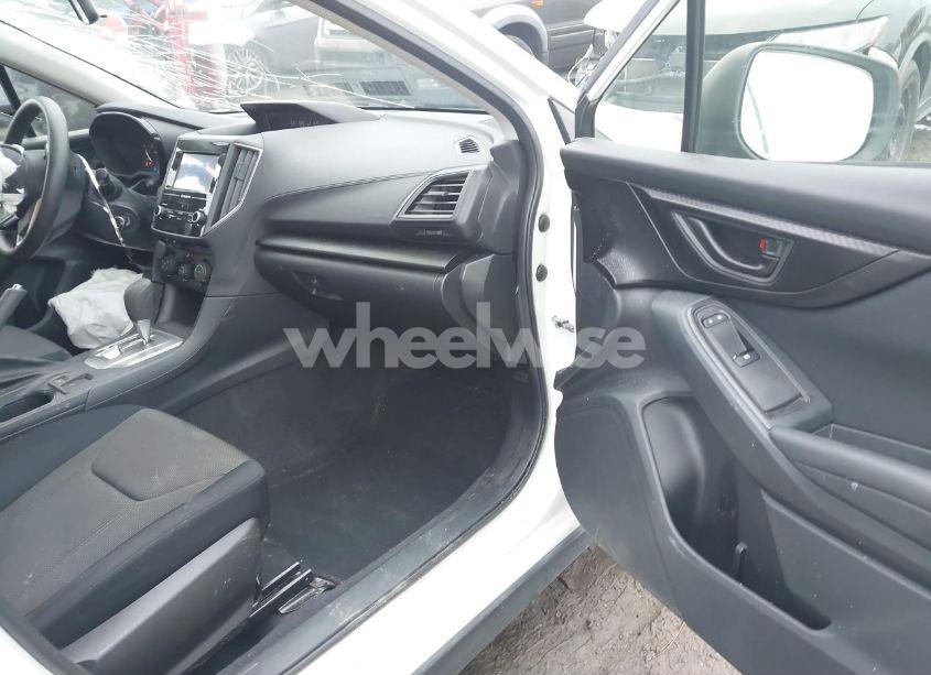 Photo 5 of 2019 Subaru Crosstrek 2.0I (VIN JF2GTABC3KH381772)