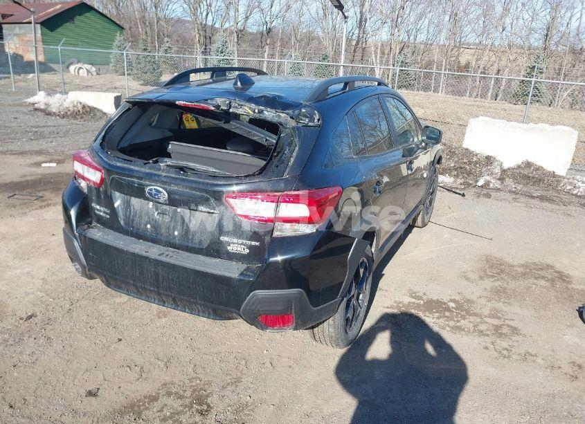 Photo 4 of 2018 Subaru Crosstrek 2.0I PREMIUM (VIN JF2GTABC4JG281779)