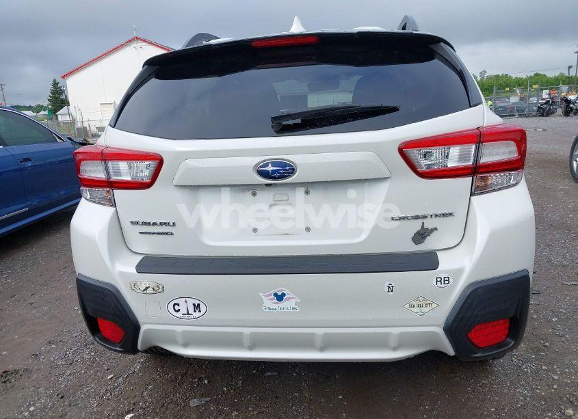 Photo 16 of 2018 Subaru Crosstrek 2.0I PREMIUM (VIN JF2GTABC4JH330764)