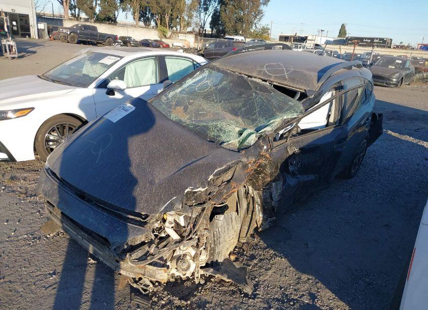 Photo 2 of 2021 Subaru Crosstrek (VIN JF2GTABC5M8325478)