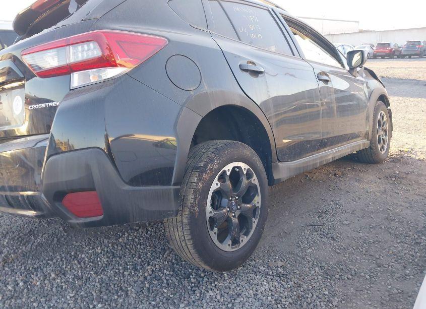Photo 4 of 2021 Subaru Crosstrek (VIN JF2GTABC5M8325478)
