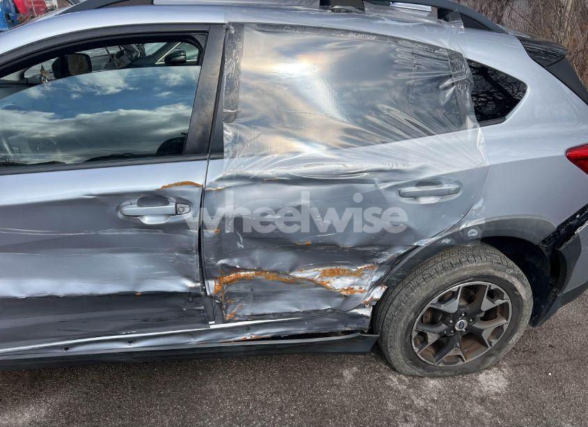 Photo 6 of 2018 Subaru Crosstrek 2.0I PREMIUM (VIN JF2GTABC7J8202048)