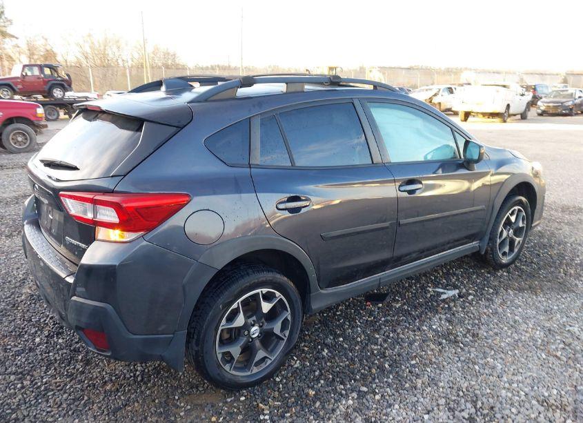 Photo 4 of 2018 Subaru Crosstrek 2.0I PREMIUM (VIN JF2GTABC7JH229606)