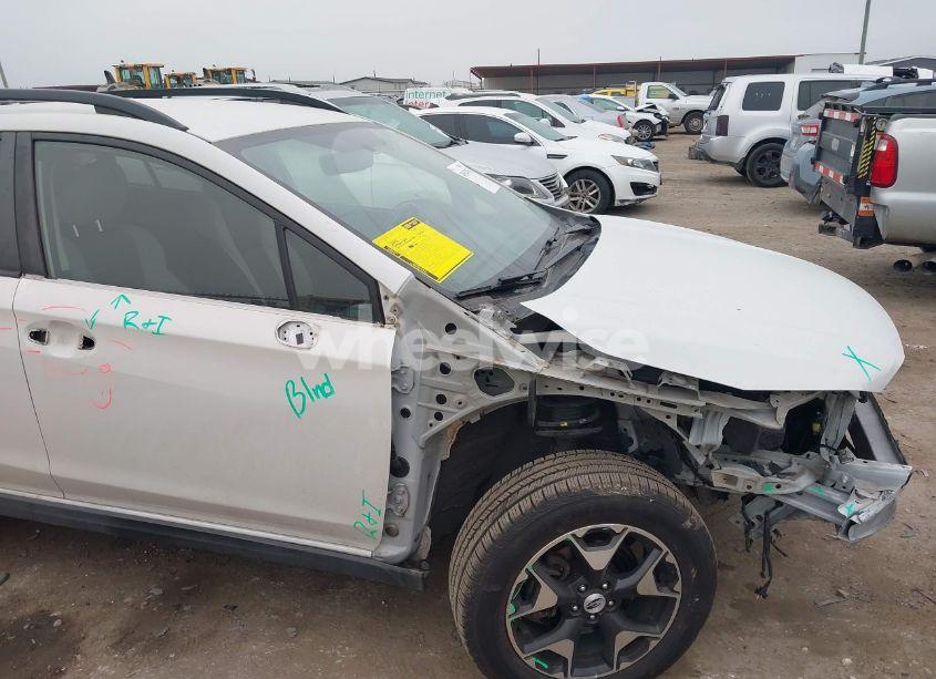 Photo 18 of 2018 Subaru Crosstrek 2.0I PREMIUM (VIN JF2GTABC7JH250133)