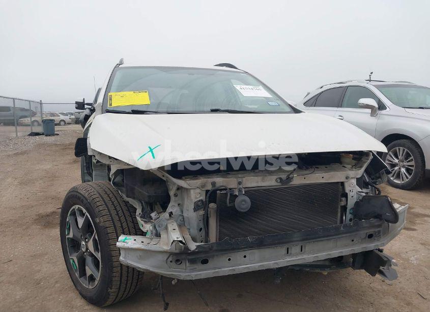 Photo 6 of 2018 Subaru Crosstrek 2.0I PREMIUM (VIN JF2GTABC7JH250133)