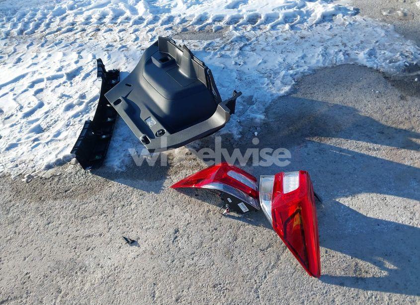 Photo 12 of 2018 Subaru Crosstrek 2.0I PREMIUM (VIN JF2GTABC7JH329558)