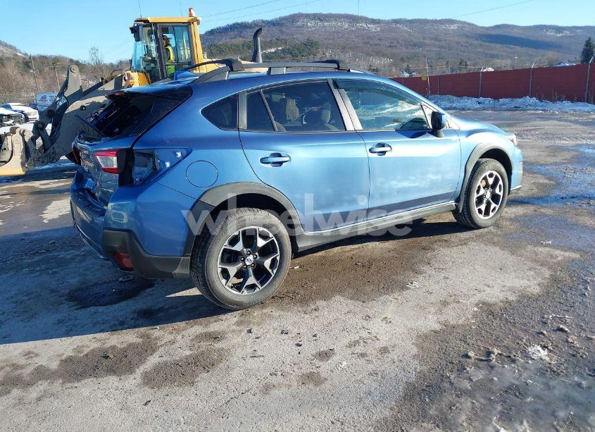 Photo 4 of 2018 Subaru Crosstrek 2.0I PREMIUM (VIN JF2GTABC7JH329558)