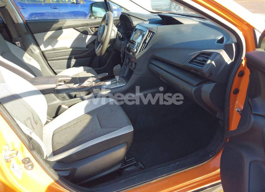 Photo 5 of 2019 Subaru Crosstrek 2.0I (VIN JF2GTABC7KH207025)