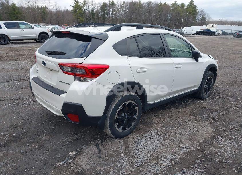 Photo 4 of 2021 Subaru Crosstrek (VIN JF2GTABC7M8268913)