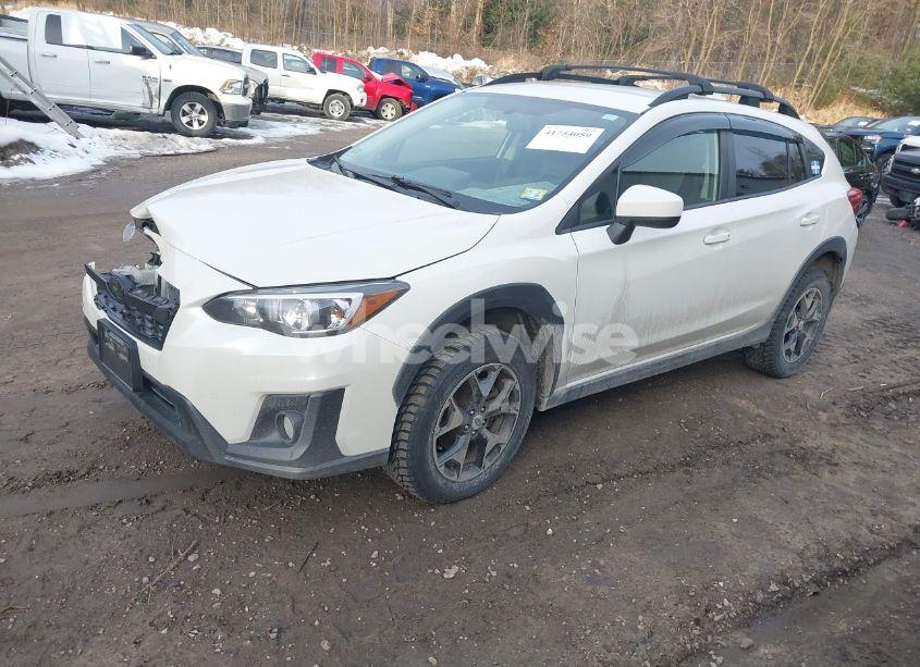 Photo 2 of 2018 Subaru Crosstrek 2.0I PREMIUM (VIN JF2GTABC8JH292908)